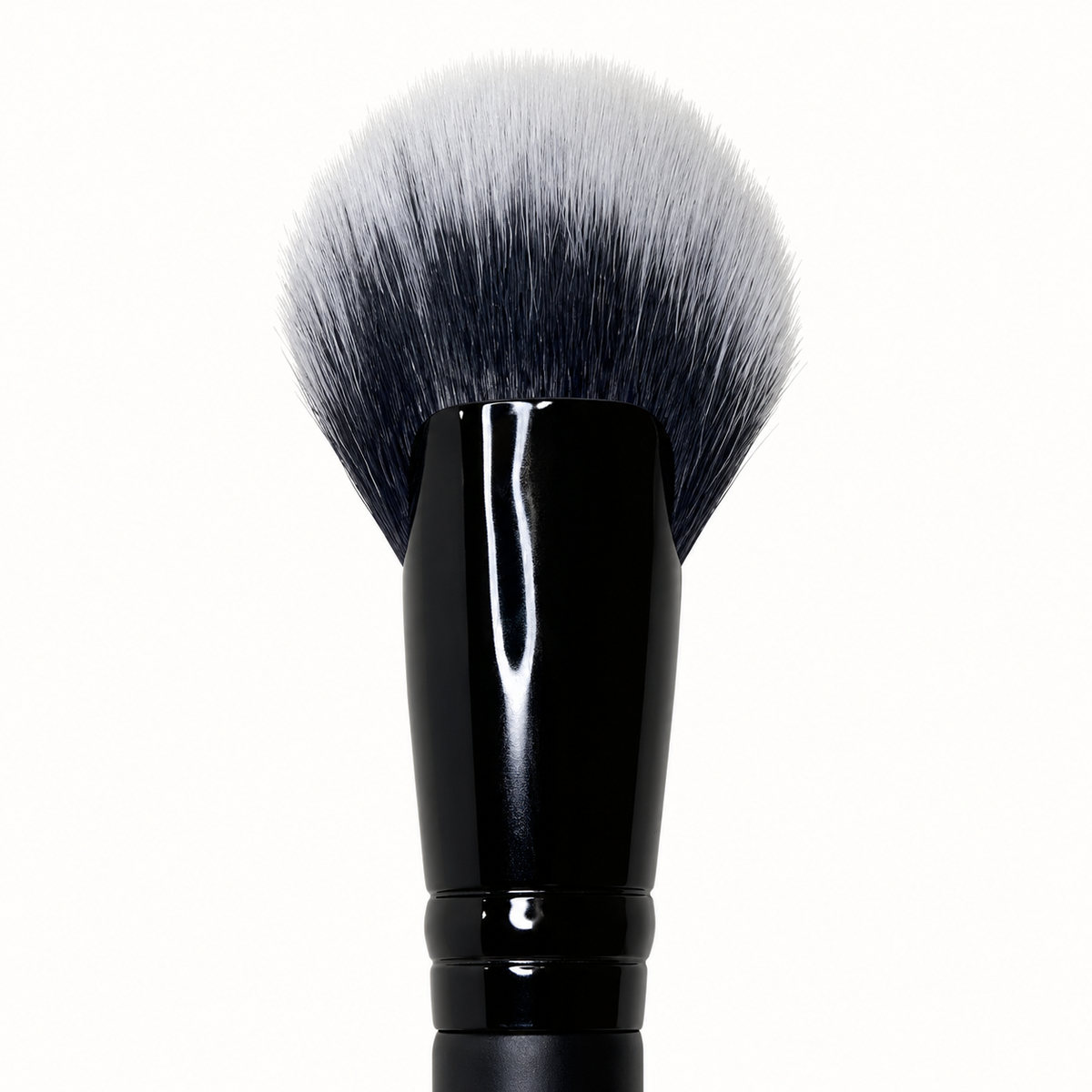 AI product illustration of Cheek Fan Brush bristle and ferrule detail; original supplier image remains the product reference.